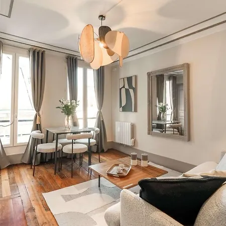 Appartamento Renovated Near The Louvre *